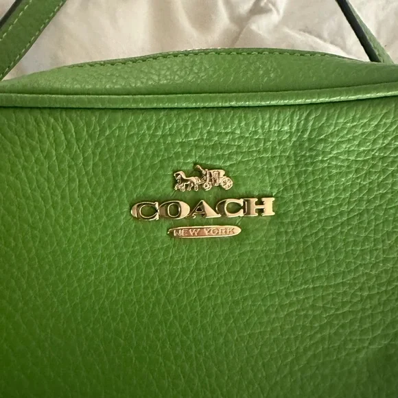 Coach Vibrant Green Leather tiny shoulder bag - Picture 6 of 11